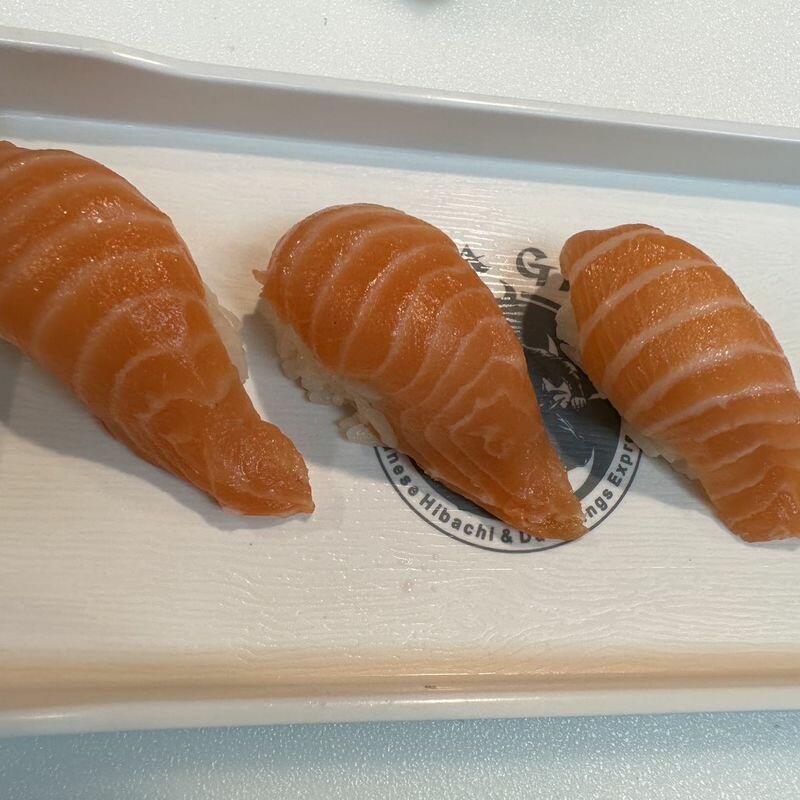 Salmon Sushi